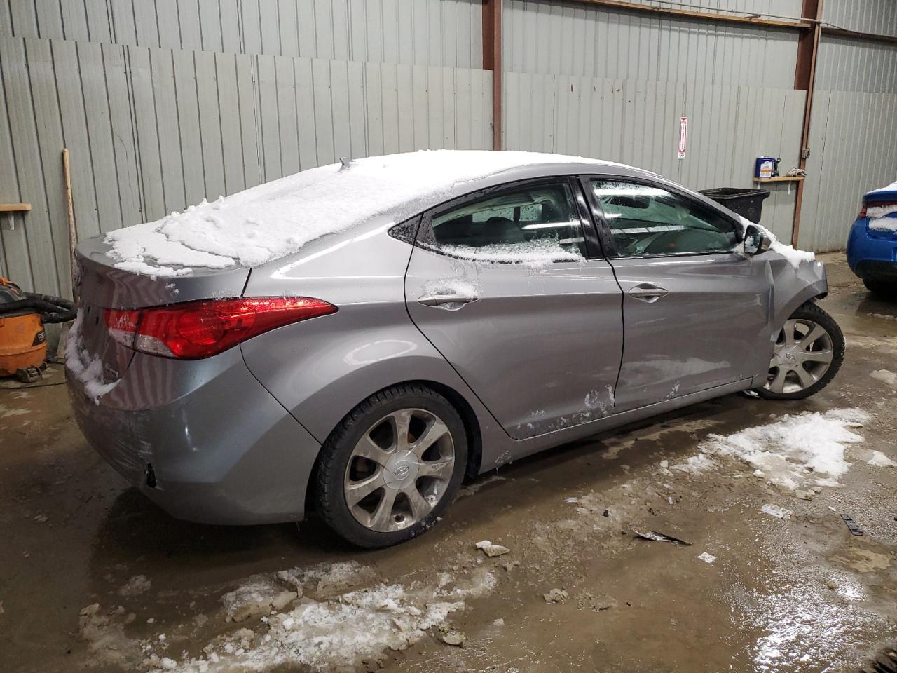 2012 Hyundai Elantra - Image 3
