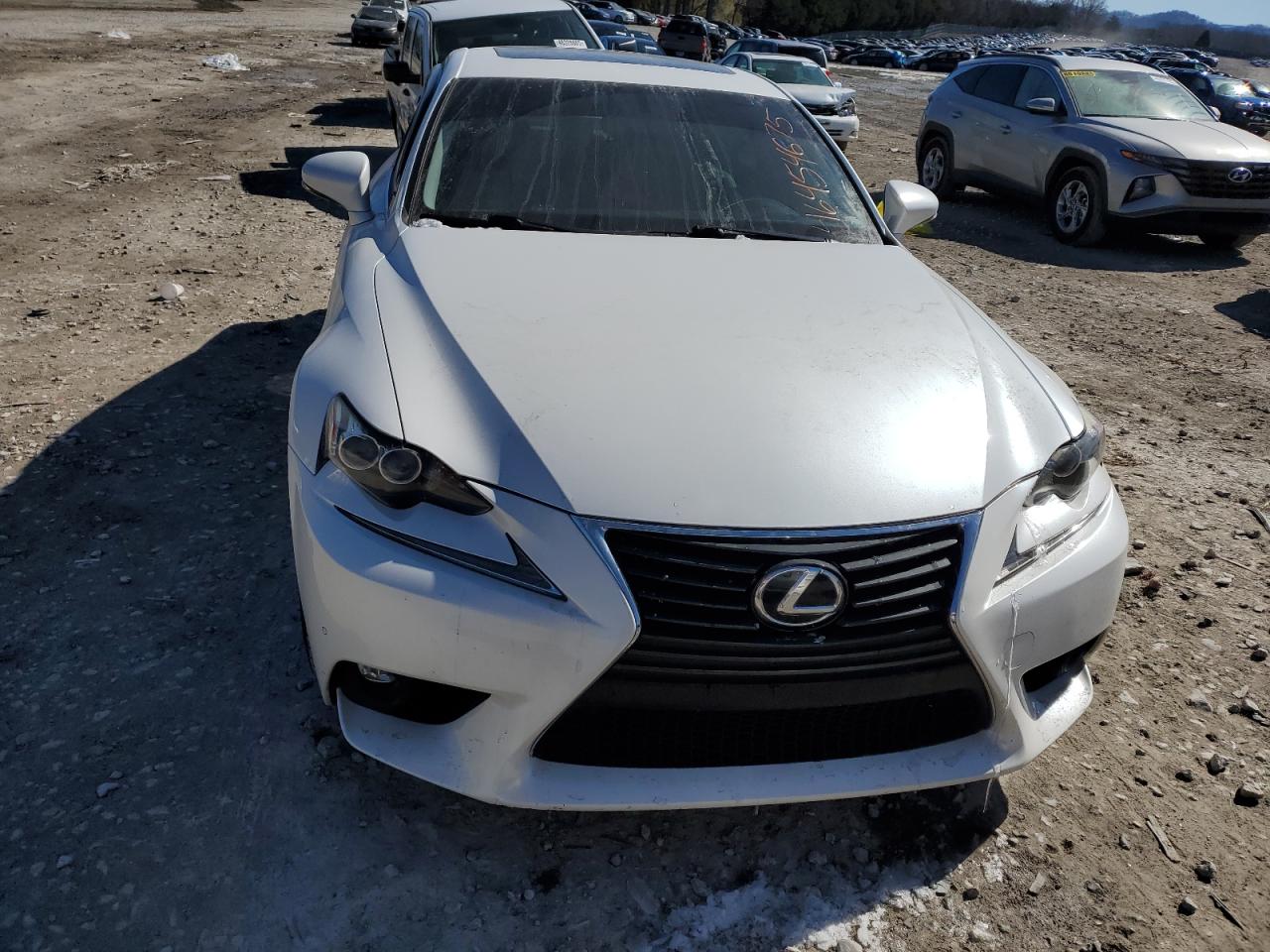 2016 Lexus IS - Image 5
