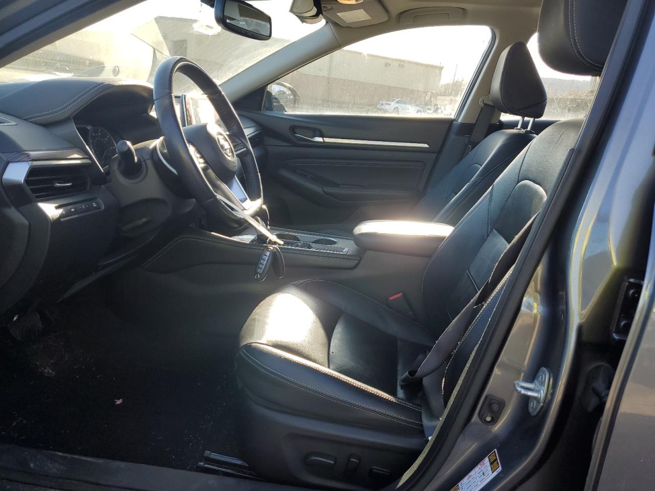 2019 Nissan Altima - Image 7