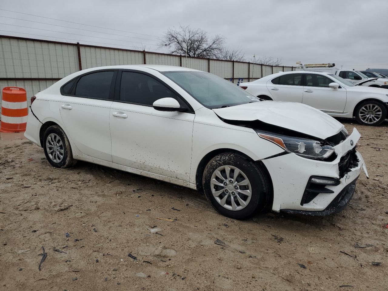 2021 Kia Forte - Image 4