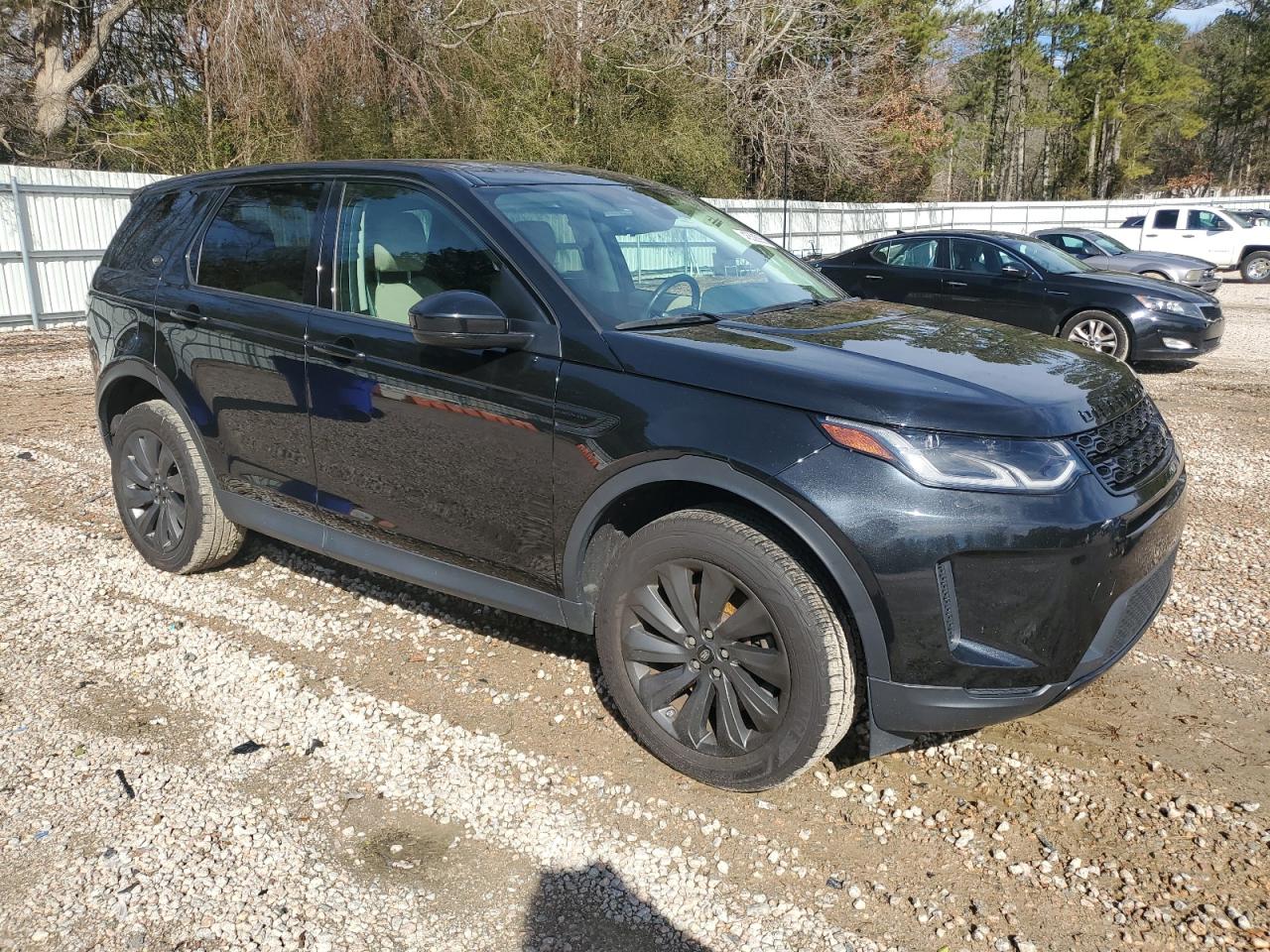 2020 Land Rover Discovery - Image 4