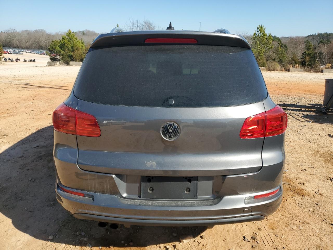 2016 Volkswagen Tiguan - Image 6