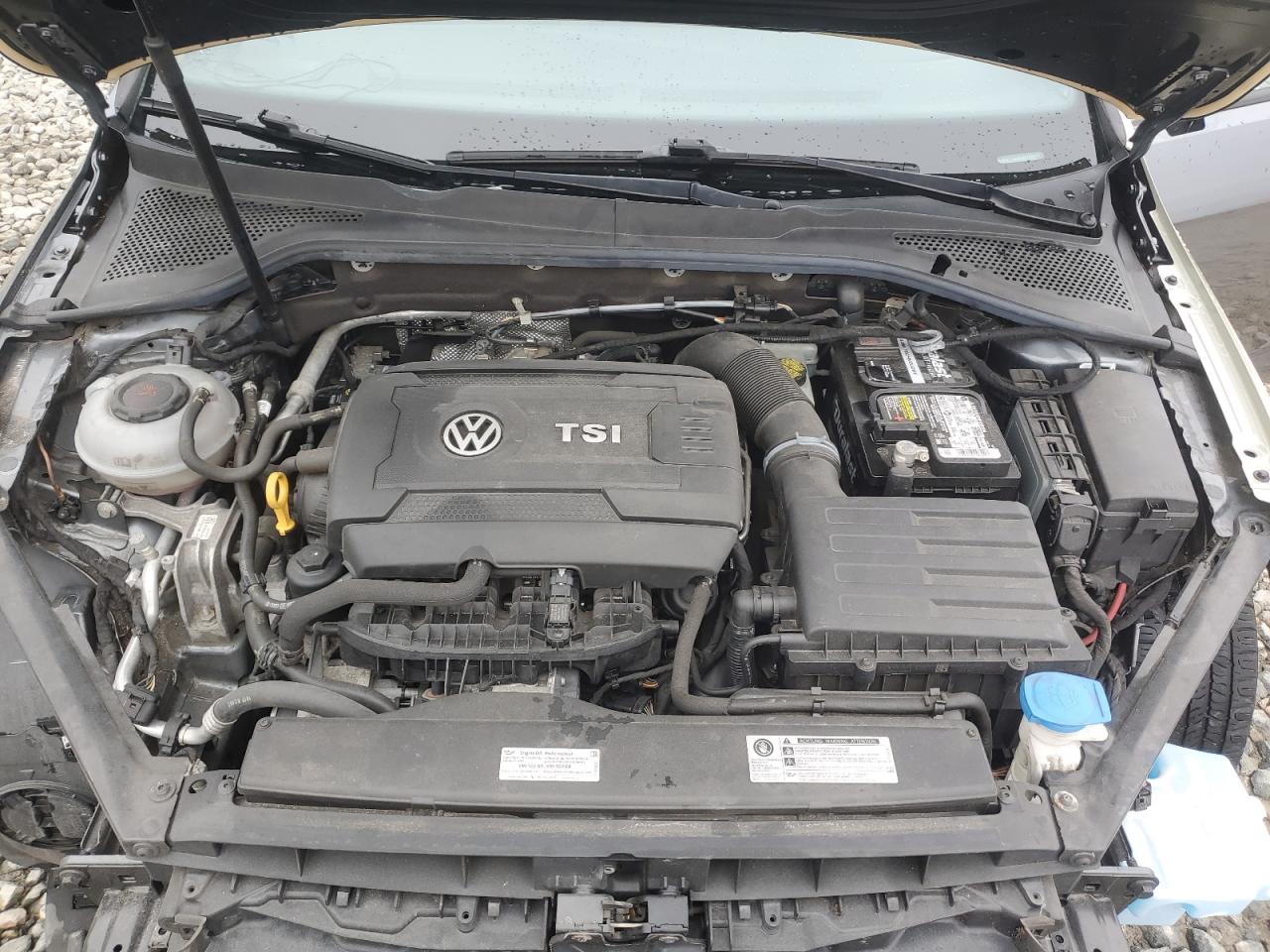 2018 Volkswagen Golf - Image 12