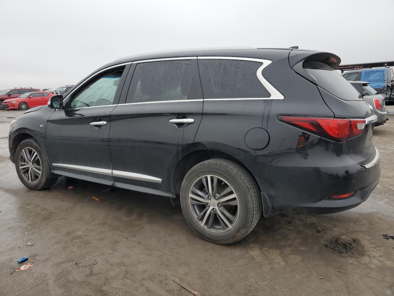 2016 Infiniti QX60 - Image 2