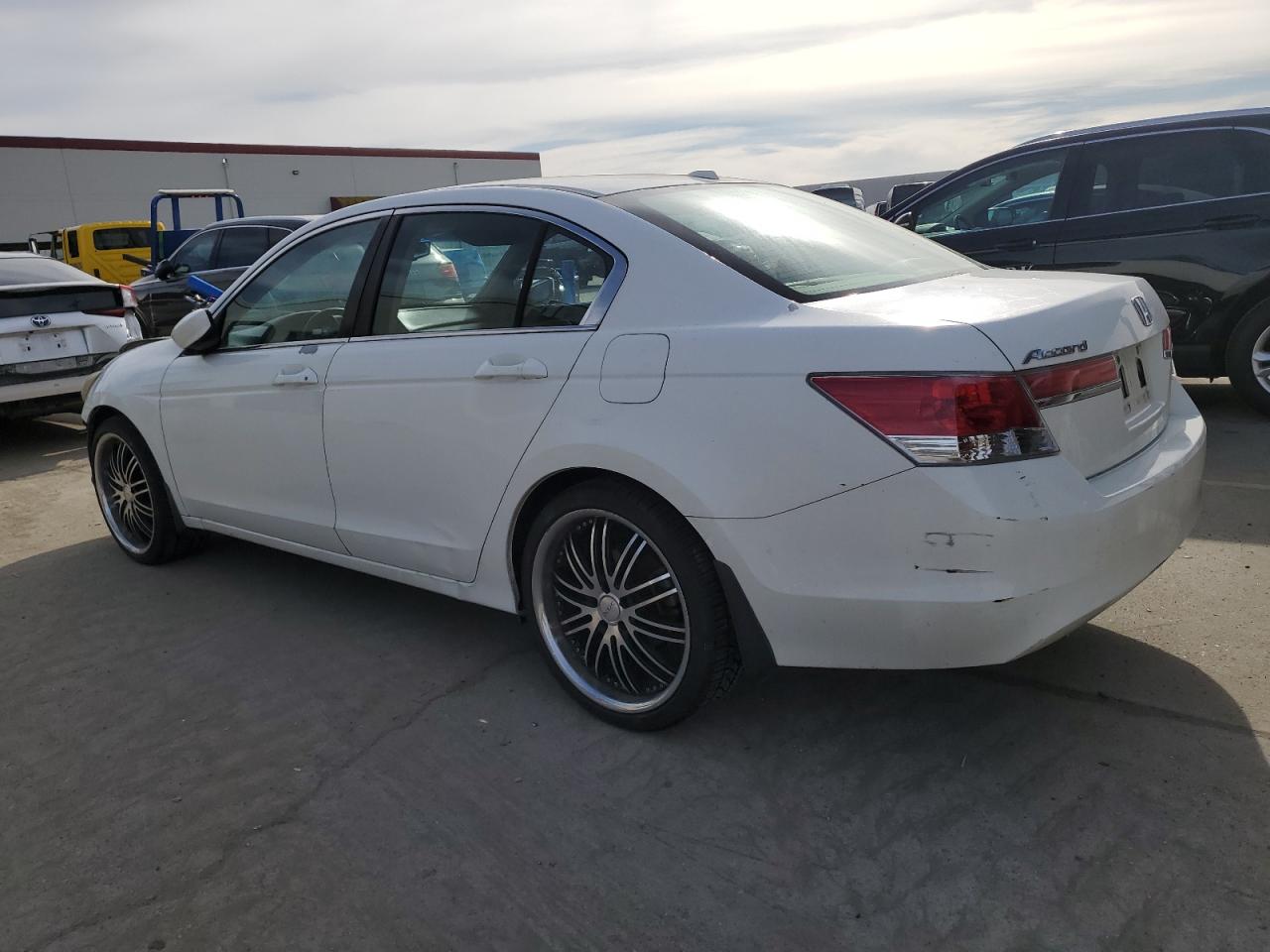 2011 Honda Accord - Image 2