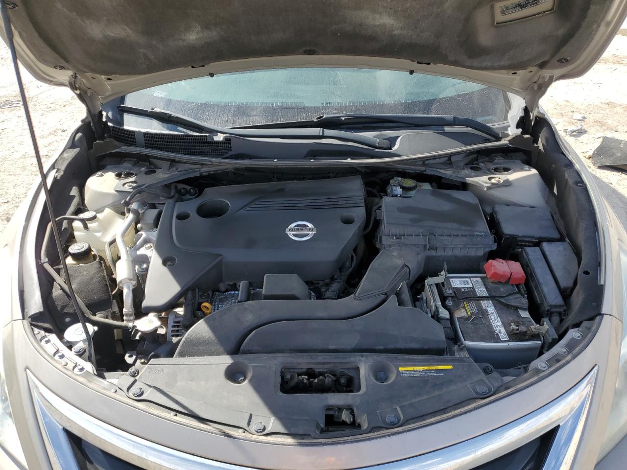 2015 Nissan Altima - Image 13