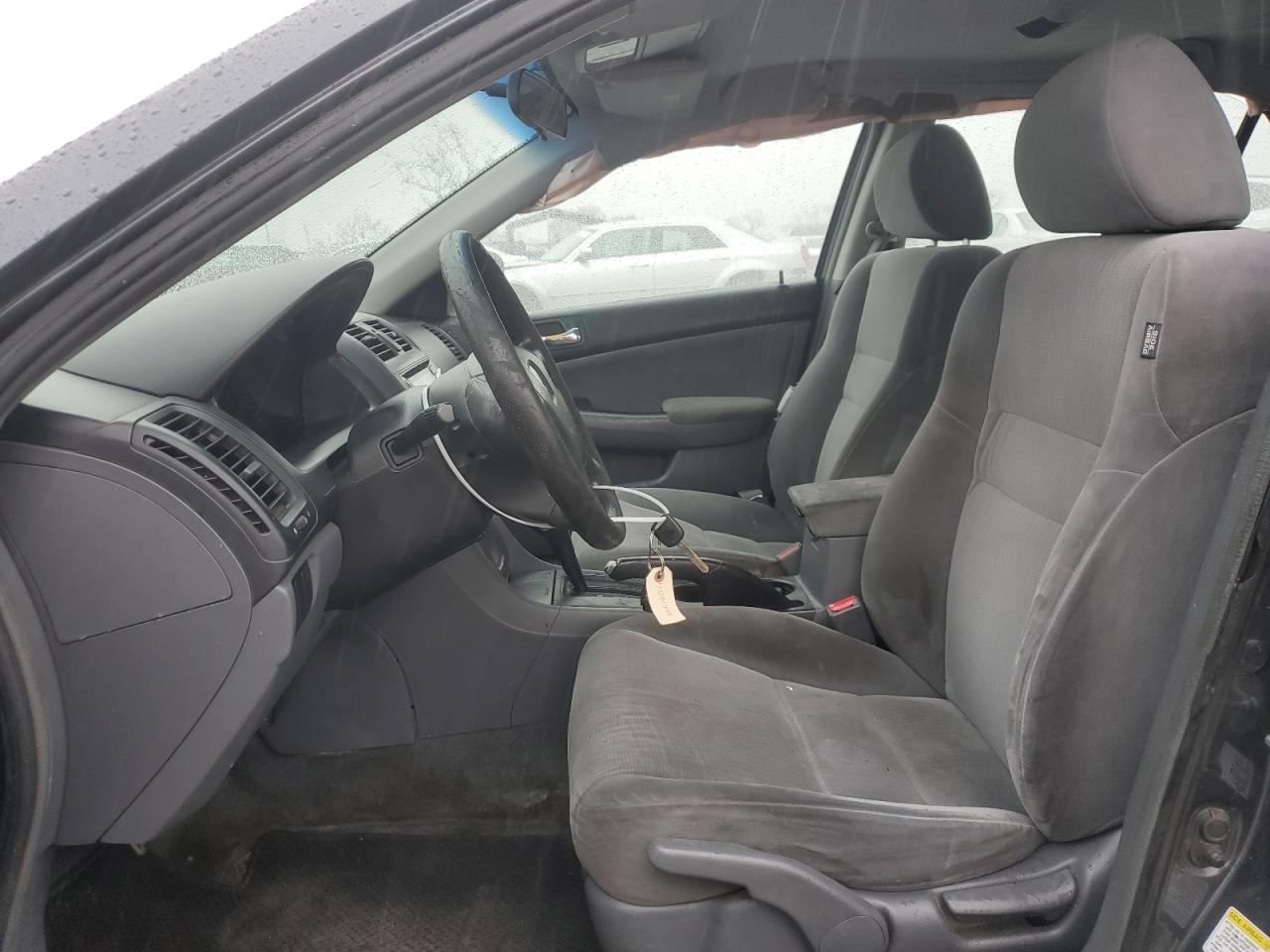 2005 Honda Accord - Image 7