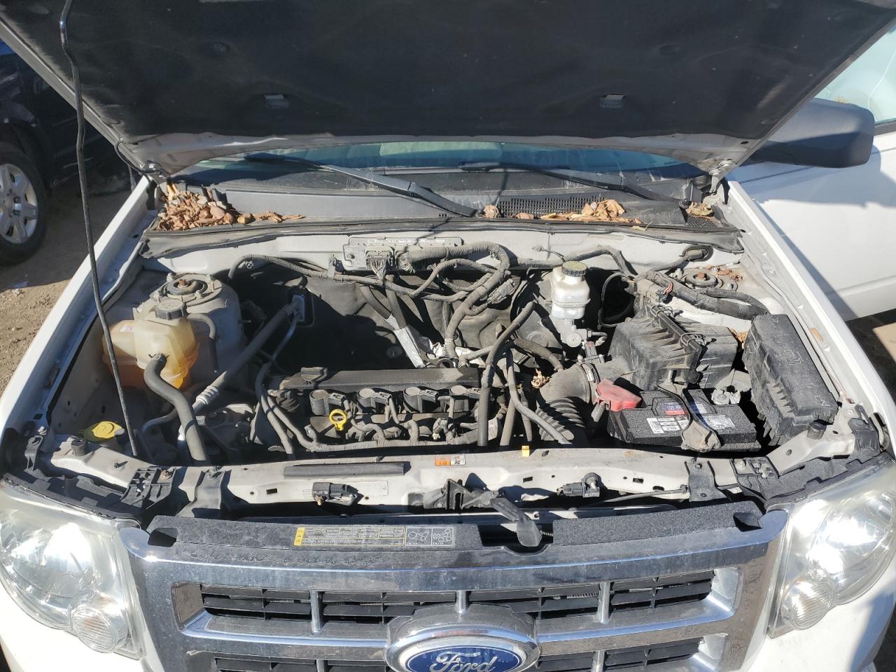 2011 Ford Escape - Image 12