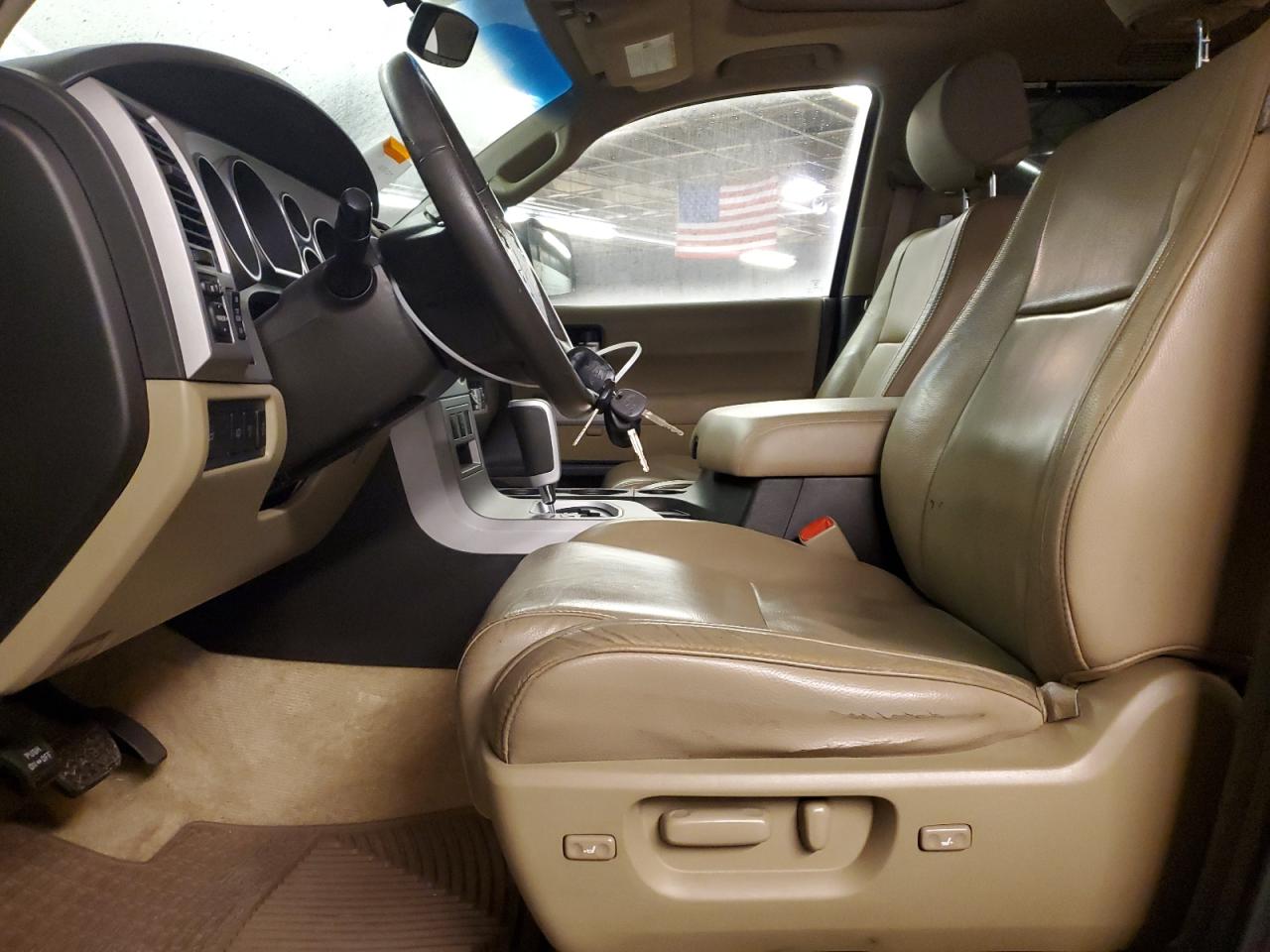 2008 Toyota Sequoia - Image 7
