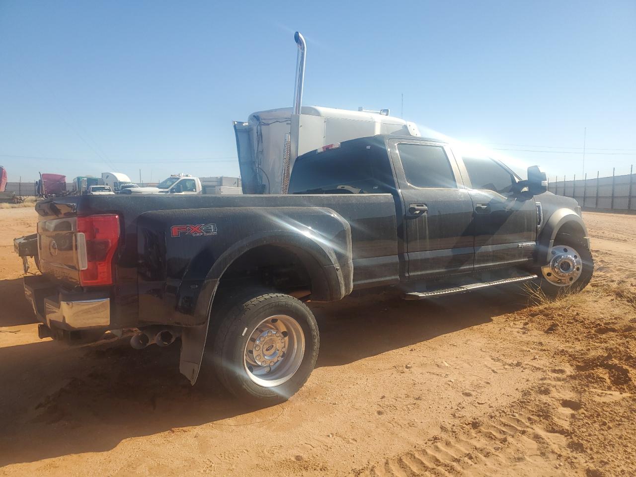 2019 Ford F450 - Image 4