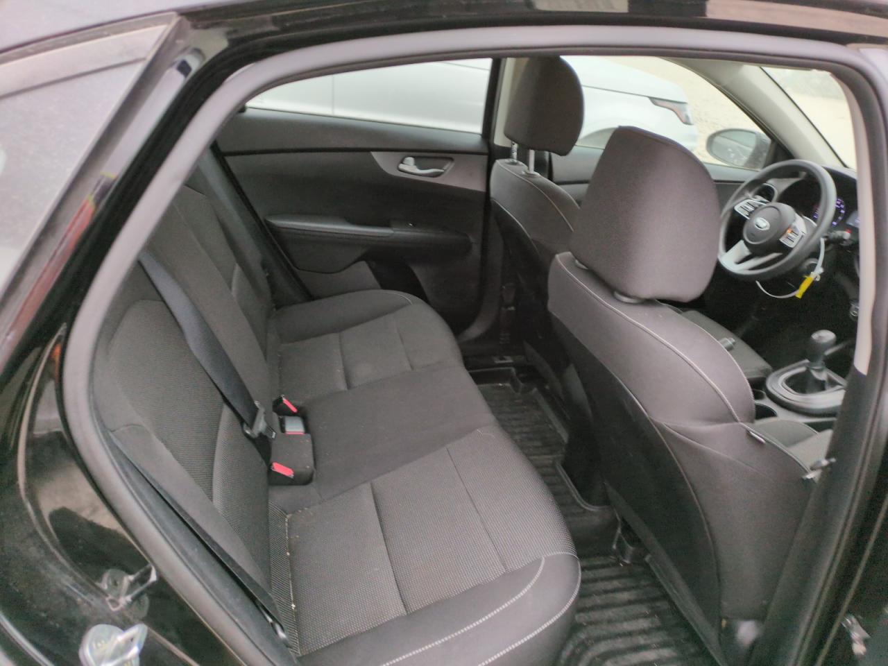 2019 Kia Forte - Image 10