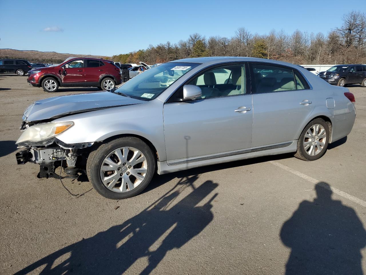 2011 Toyota Avalon - Image 1