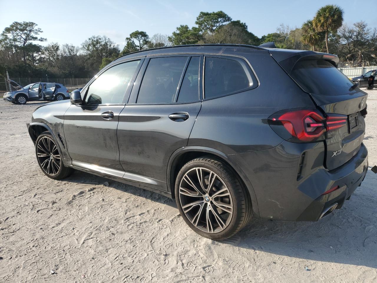 2022 BMW X3 - Image 2