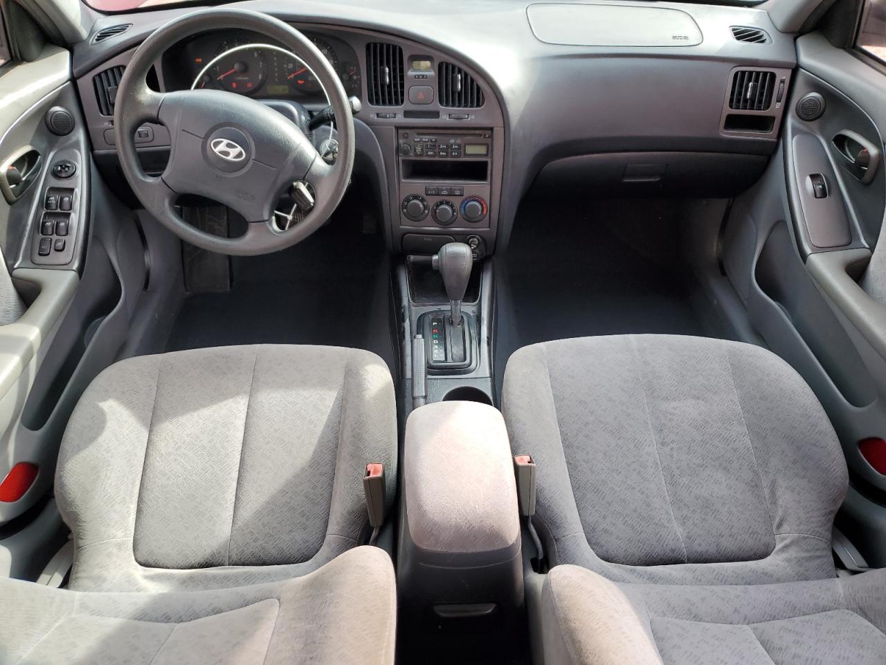 2006 Hyundai Elantra - Image 8