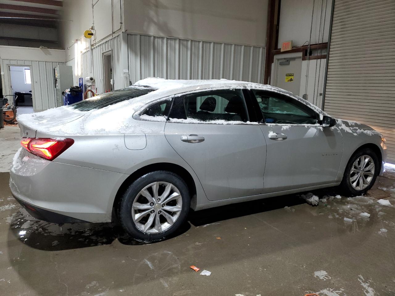 2019 Chevrolet Malibu - Image 3