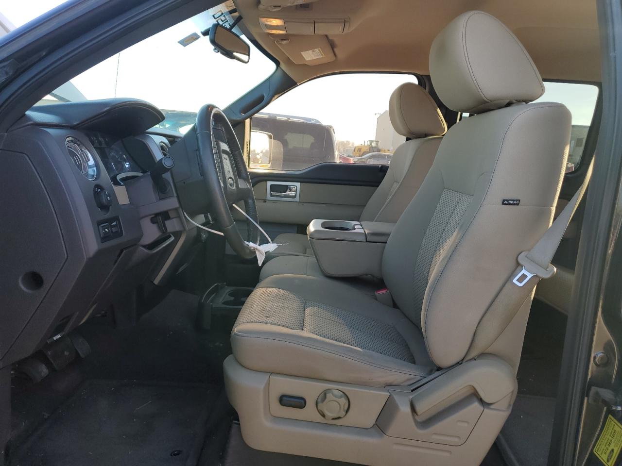 2010 Ford F-150 - Image 7