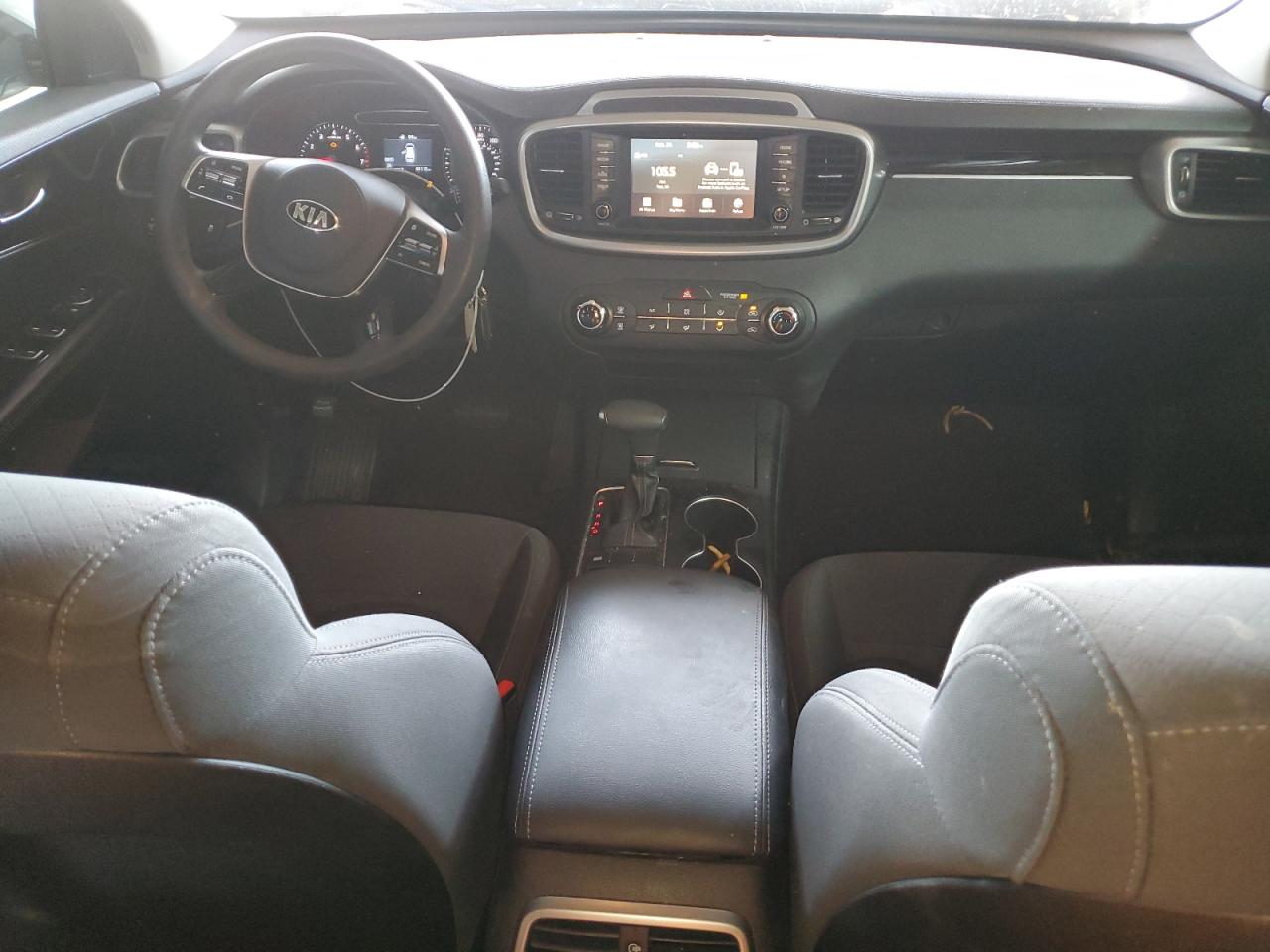 2019 Kia Sorento - Image 8