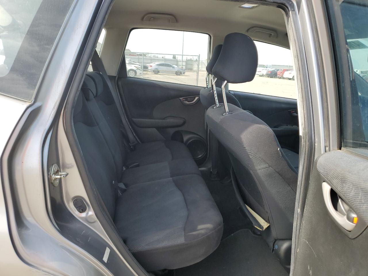 2009 Honda Fit - Image 10