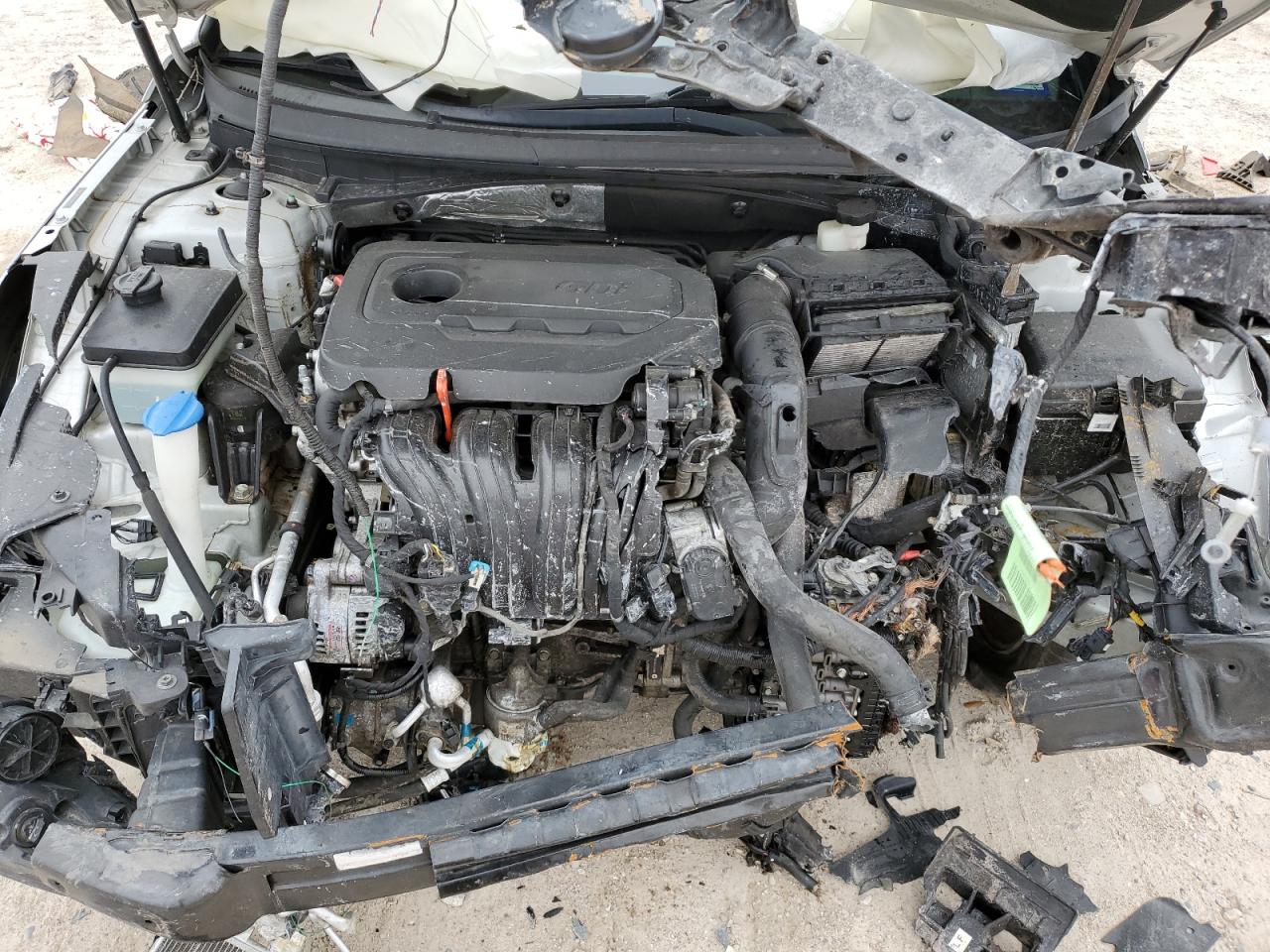 2015 Hyundai Sonata - Image 12