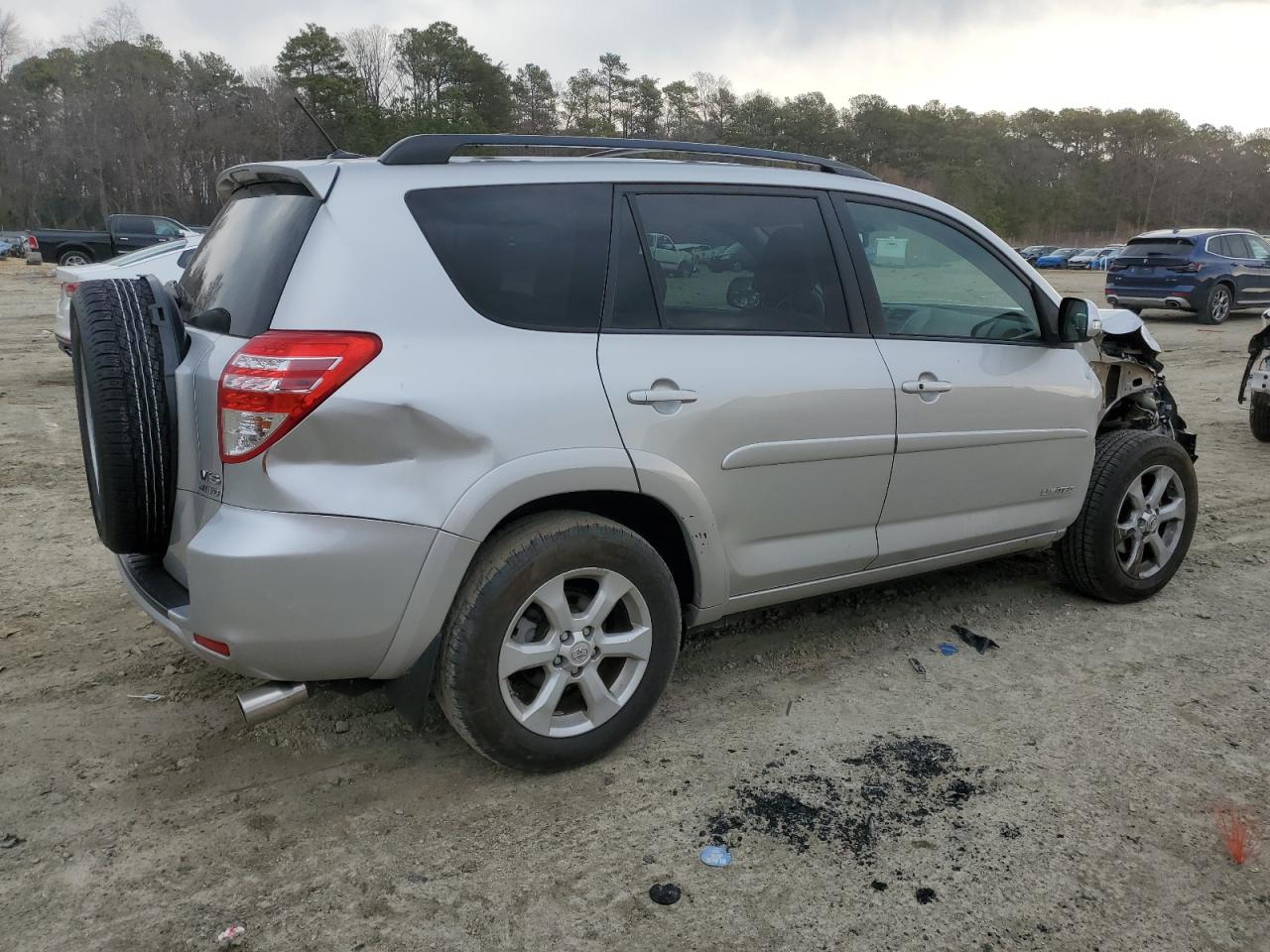 2012 Toyota RAV 4 - Image 3