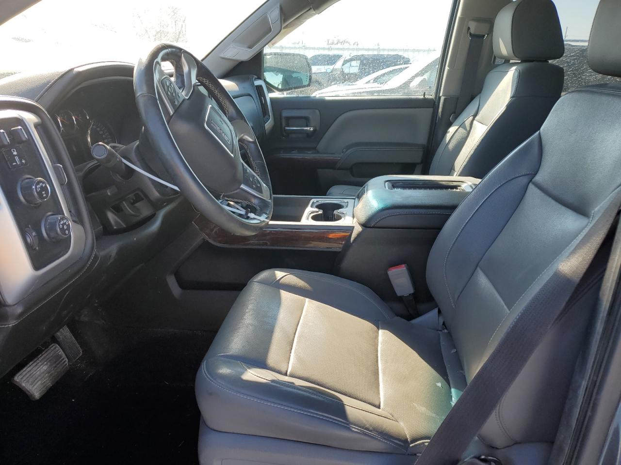 2018 GMC Sierra - Image 7