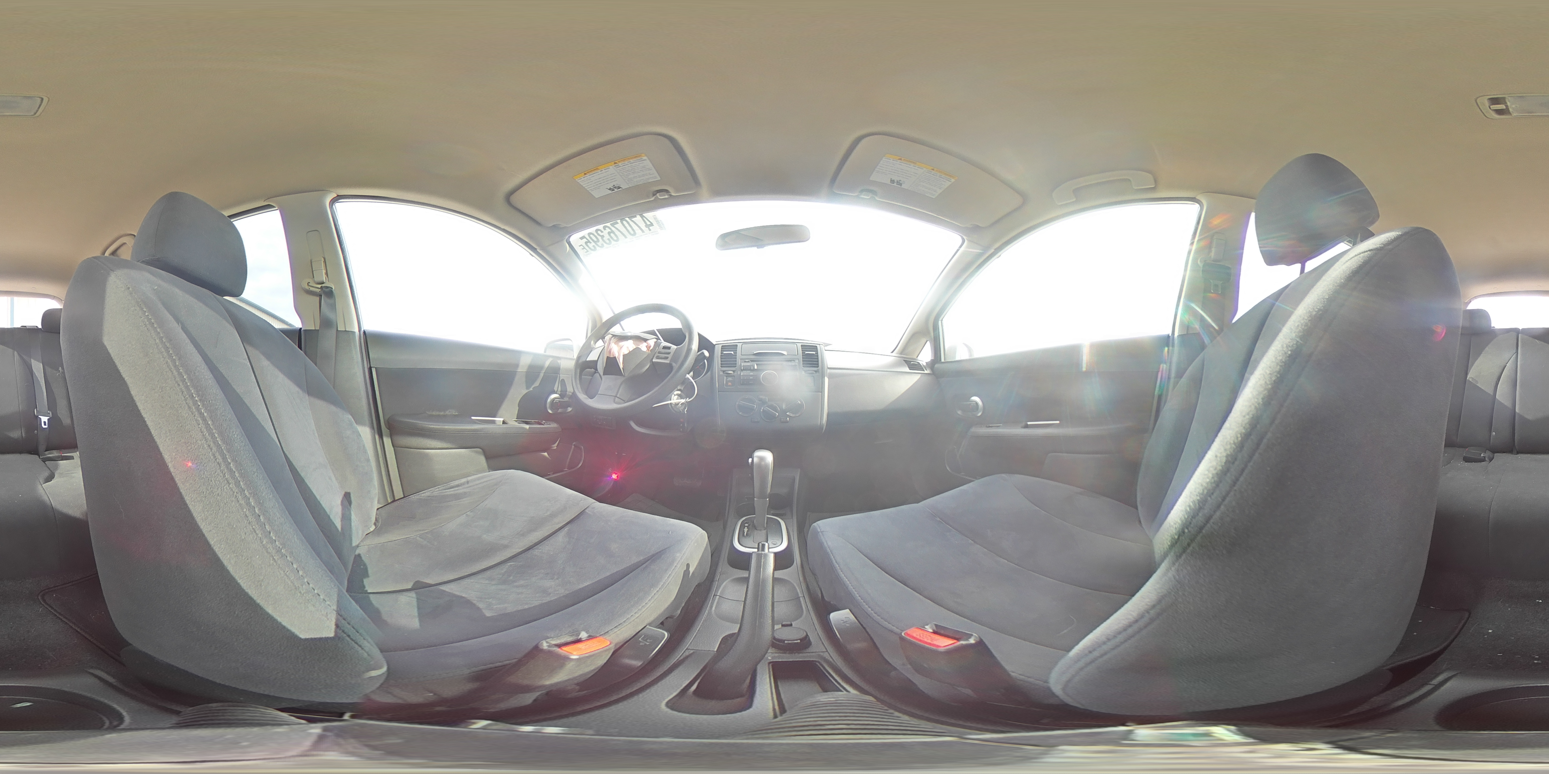 2009 Nissan Versa - Image 12