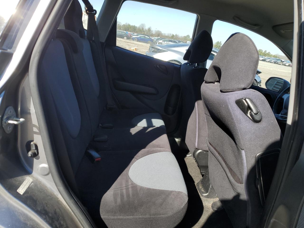 2008 Honda Fit - Image 10