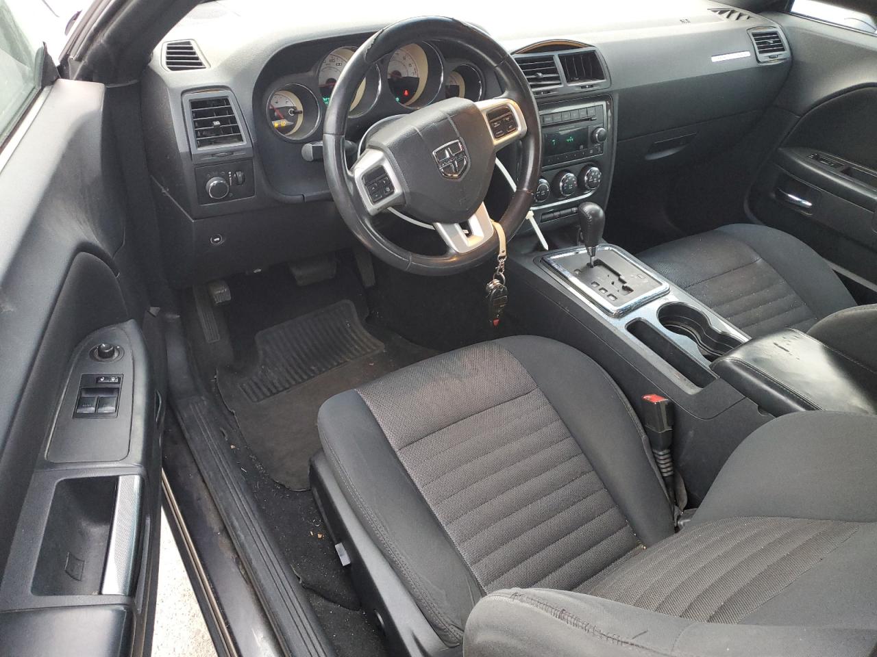 2014 Dodge Challenger - Image 8