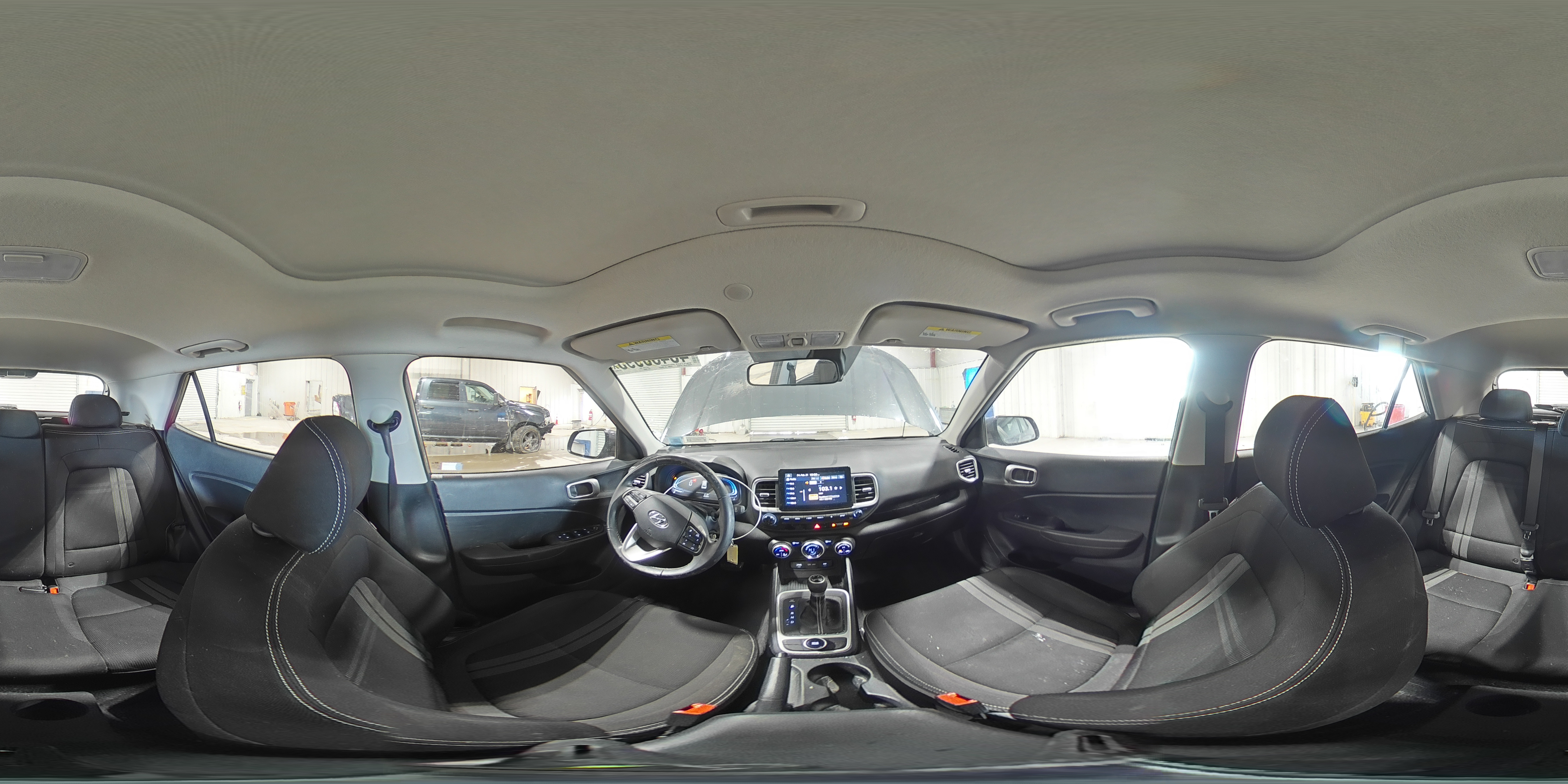 2023 Hyundai Venue - Image 16