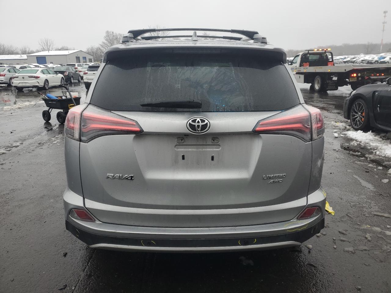 2016 Toyota RAV 4 - Image 6