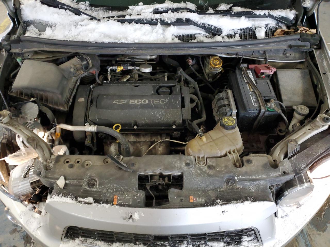 2013 Chevrolet Sonic - Image 11
