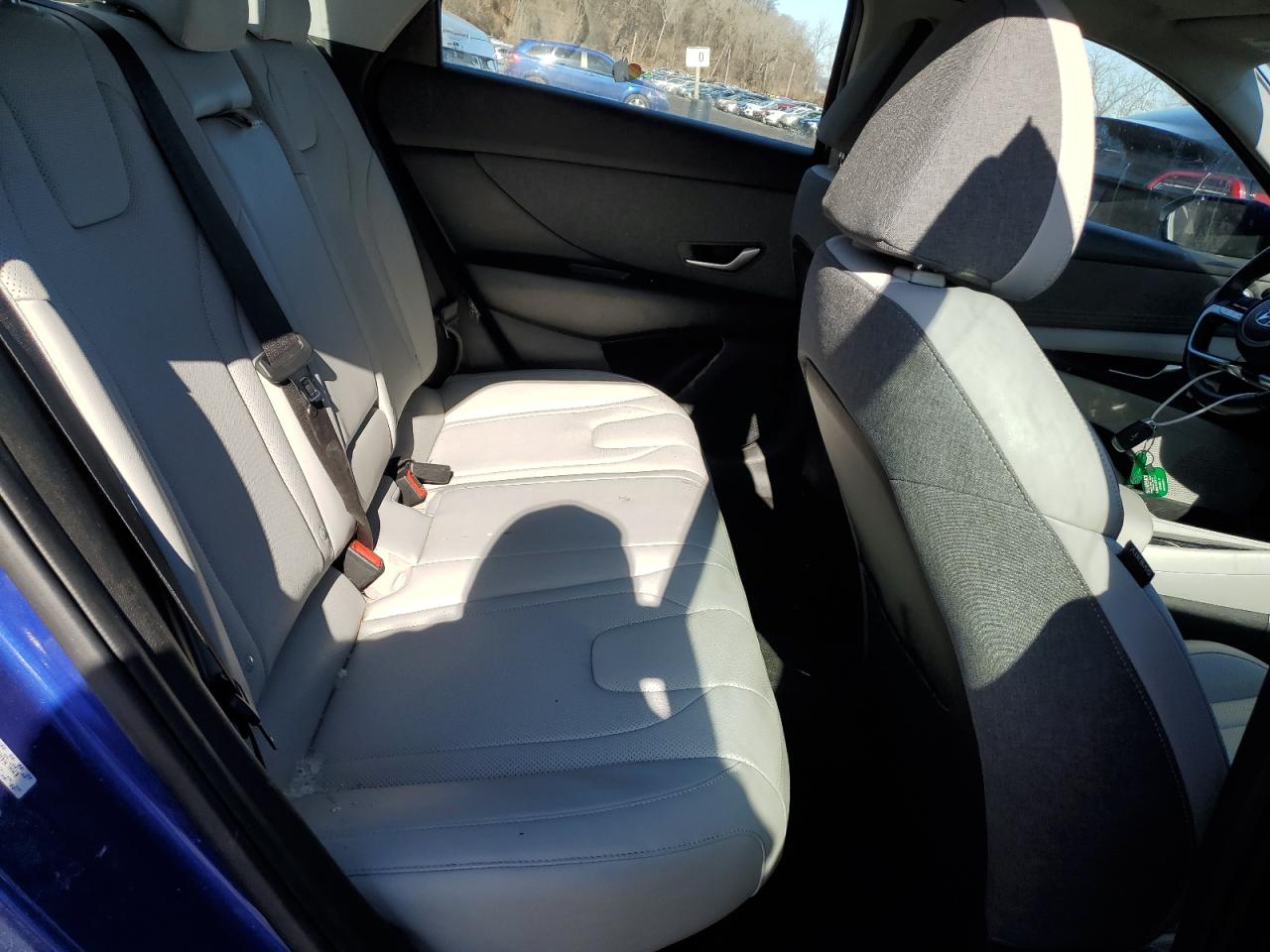 2023 Hyundai Elantra - Image 10