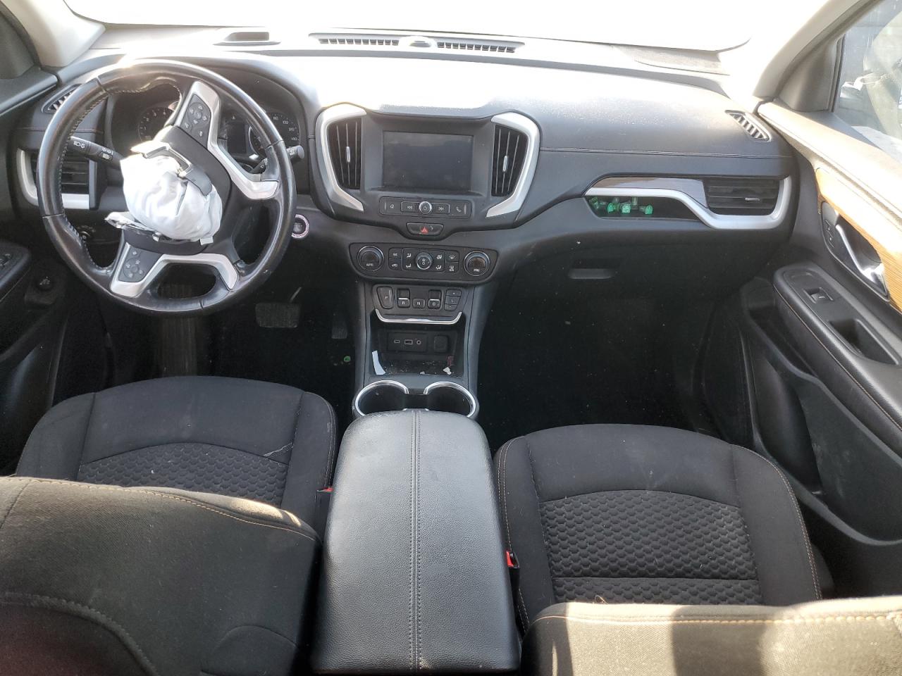 2020 GMC Terrain - Image 8