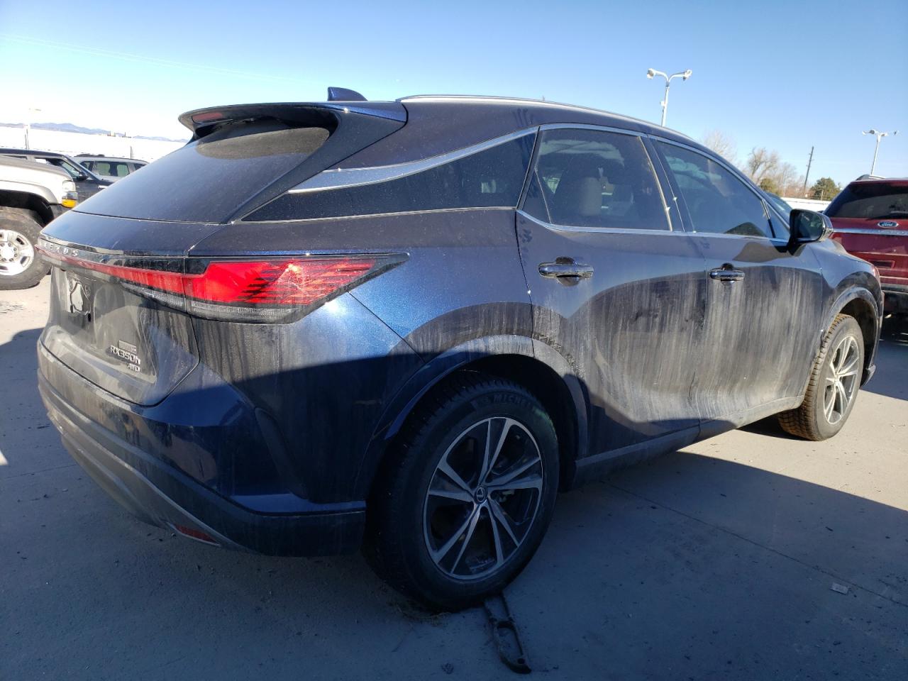2024 Lexus RX - Image 3