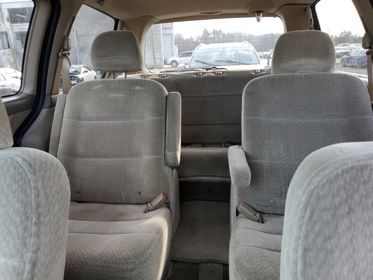 2001 Honda Odyssey - Image 10