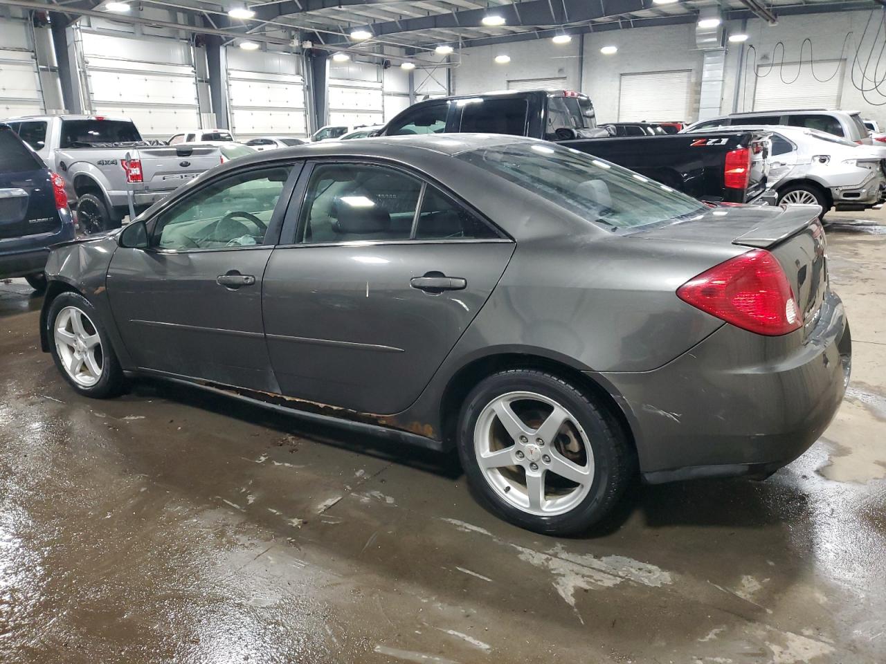 2007 Pontiac G6 - Image 2