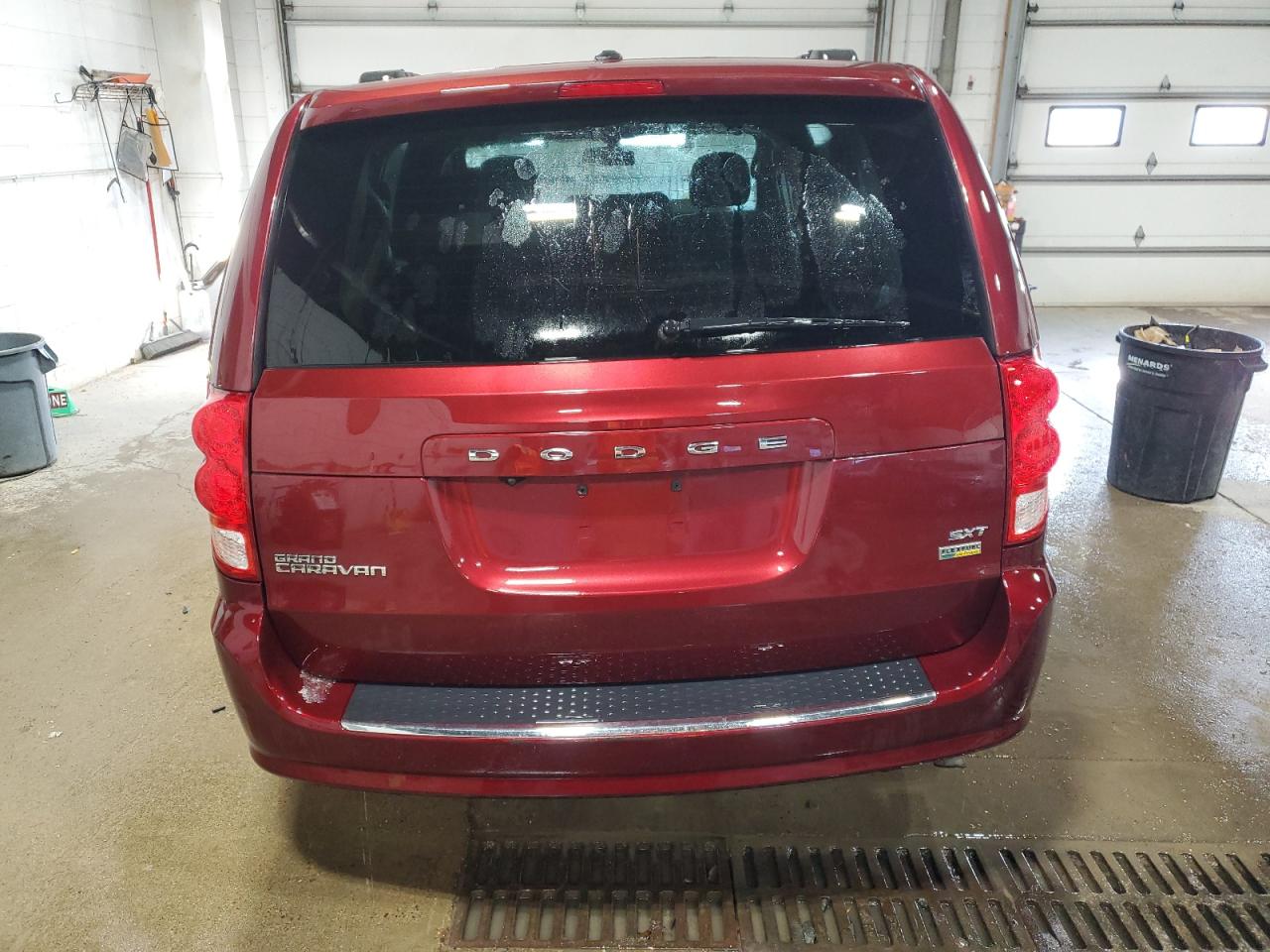 2017 Dodge Caravan - Image 6