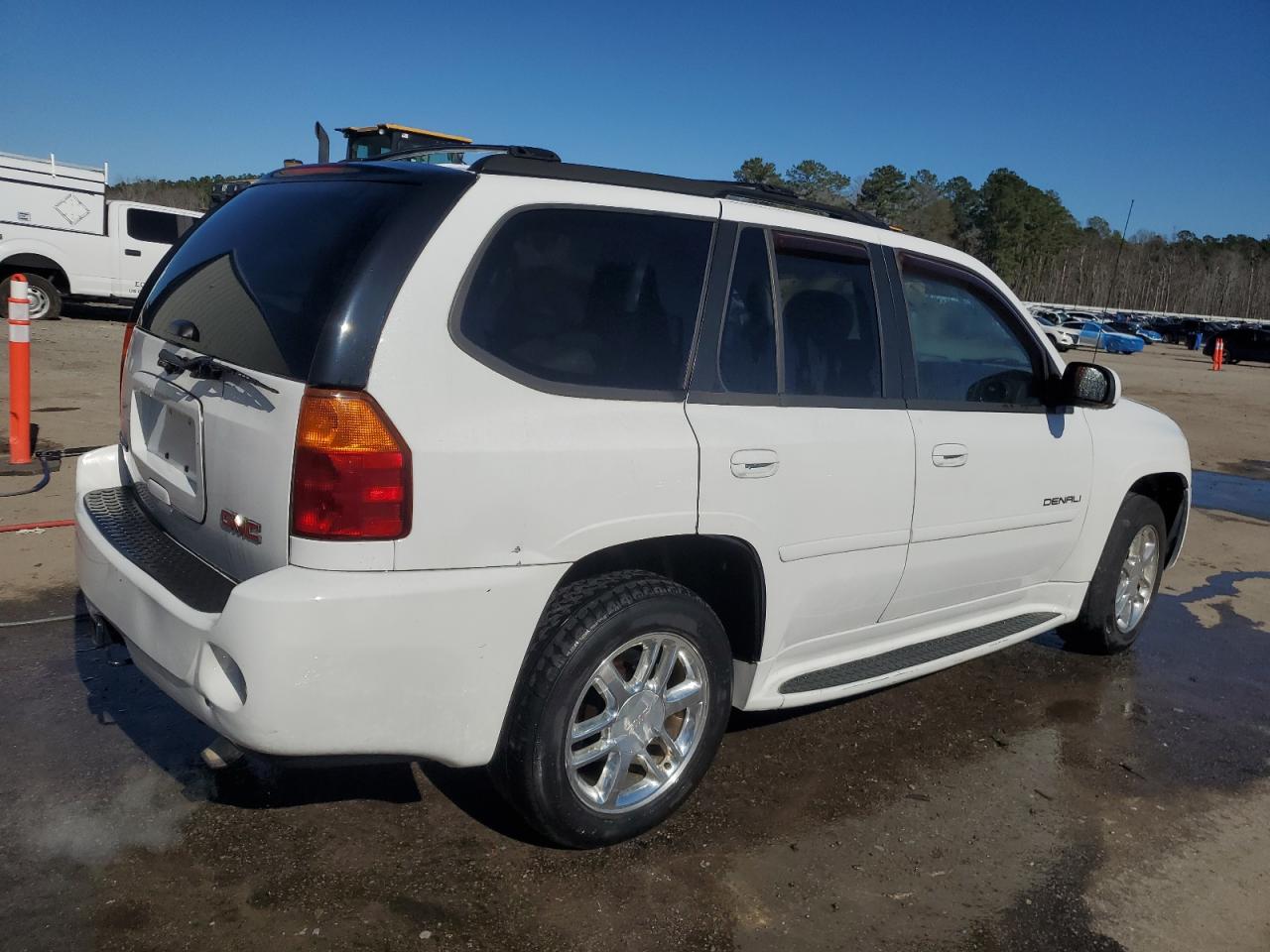 2006 GMC Envoy - Image 3
