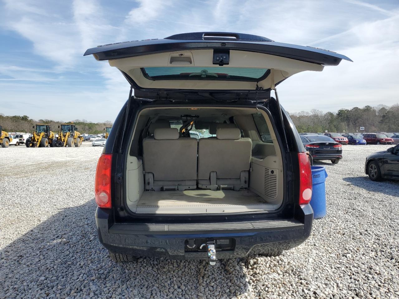 2007 GMC Yukon - Image 6