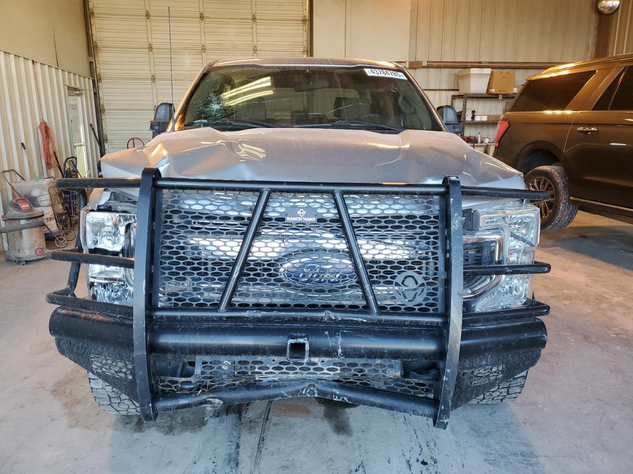 2022 Ford F250 - Image 5