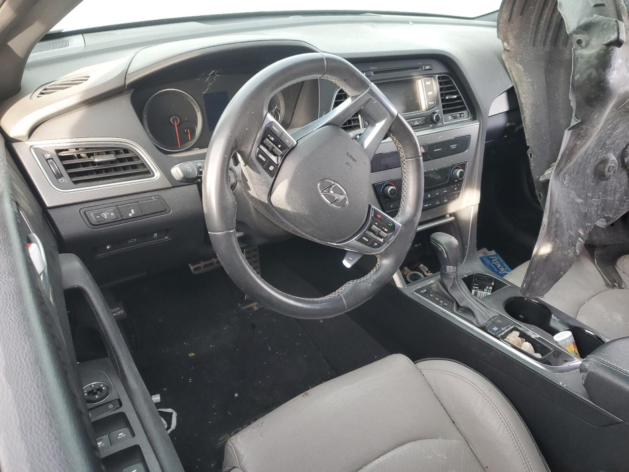 2015 Hyundai Sonata - Image 8
