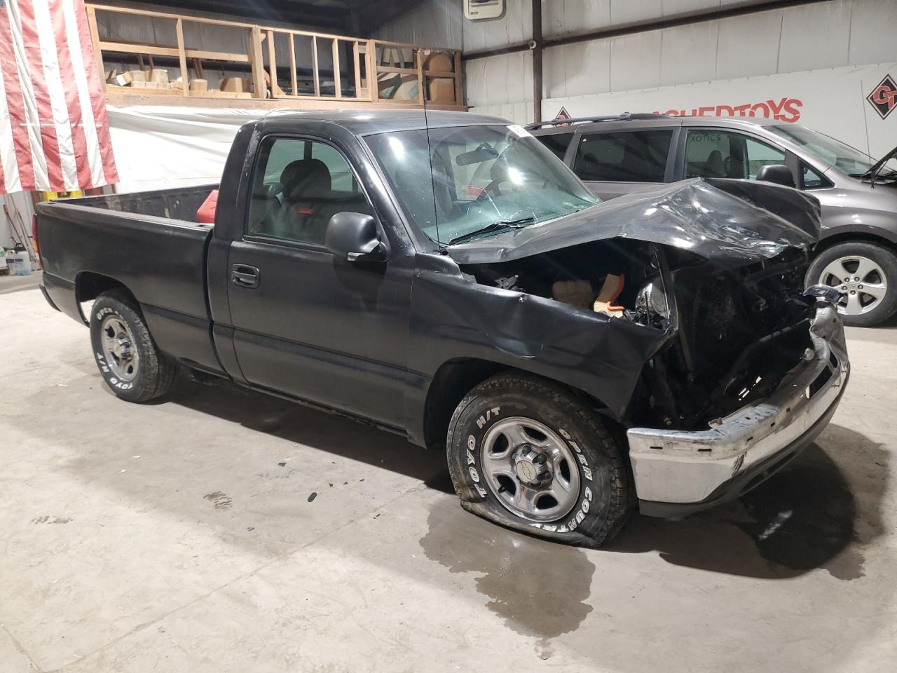 2000 Chevrolet Silverado - Image 4