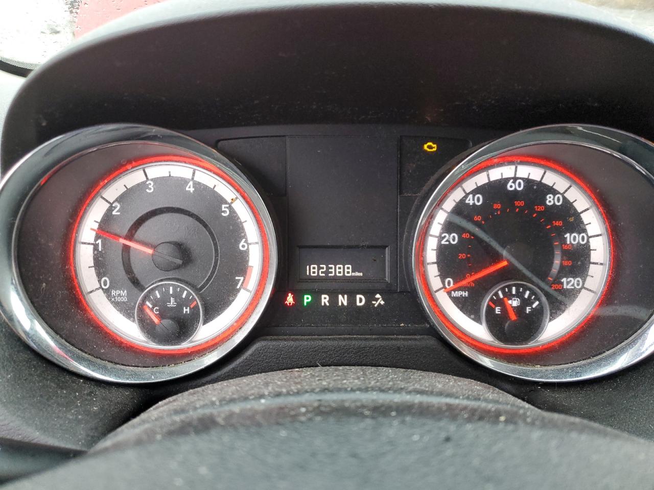 2013 Dodge Caravan - Image 9