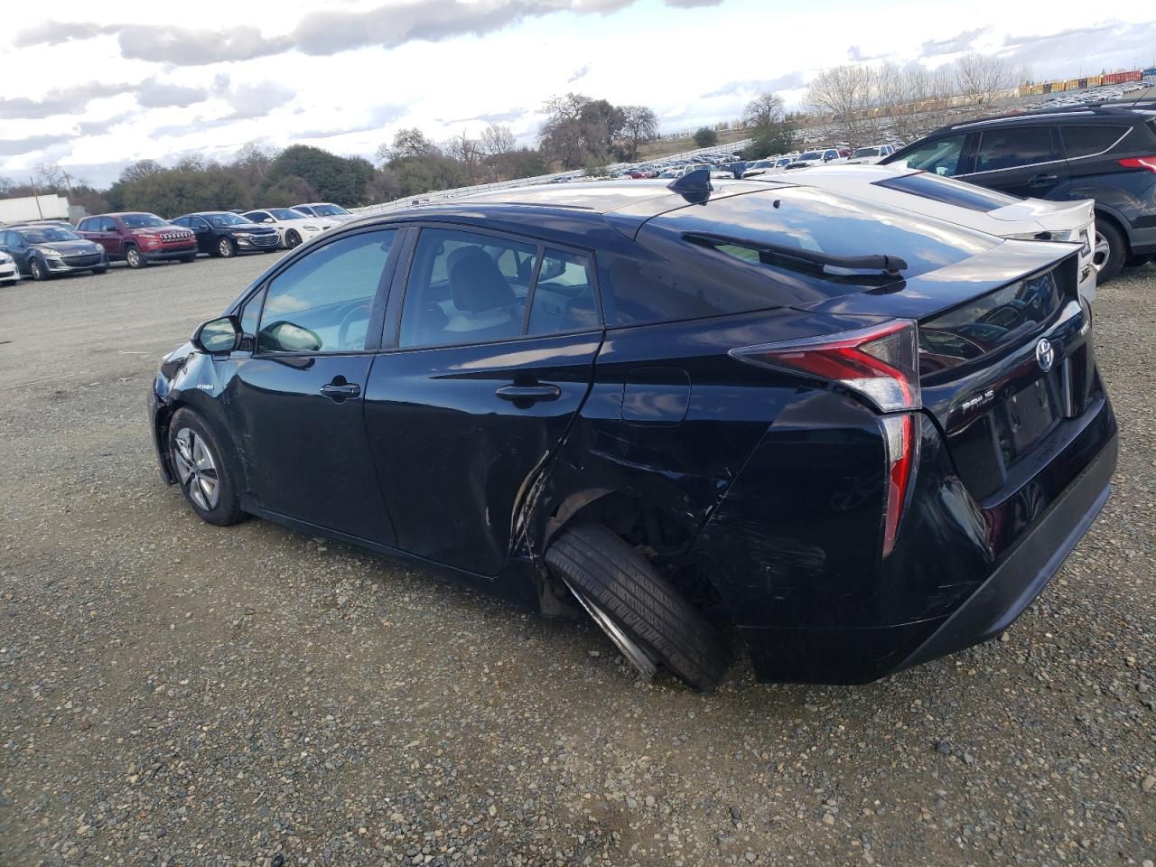2016 Toyota Prius - Image 2