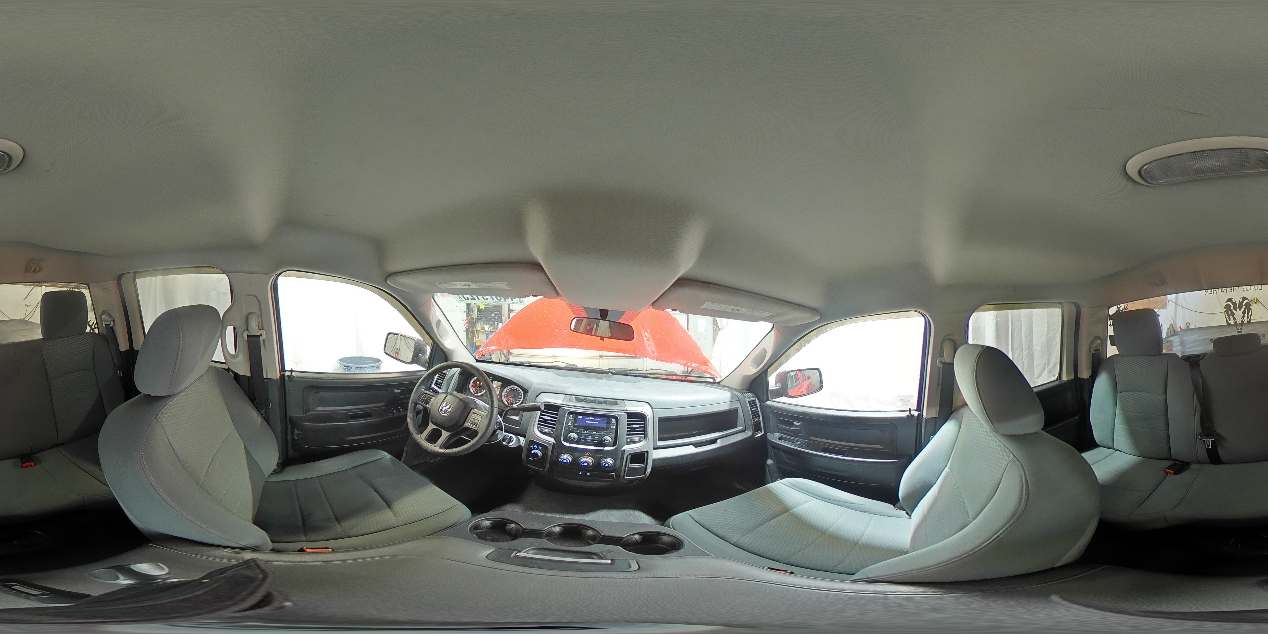 2014 RAM 1500 - Image 15