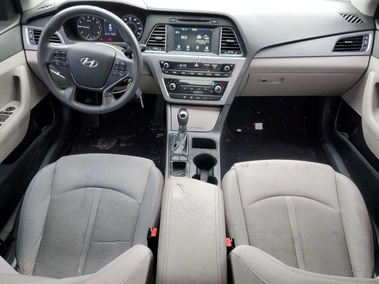 2016 Hyundai Sonata - Image 8