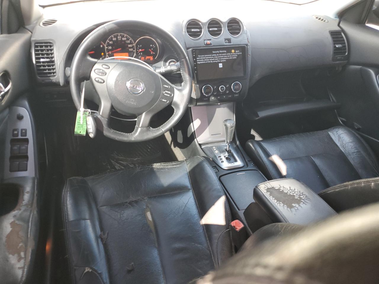 2010 Nissan Altima - Image 8
