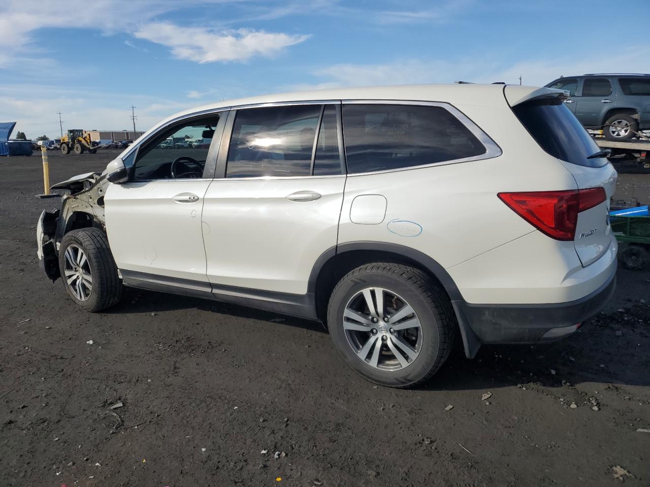 2017 Honda Pilot - Image 2