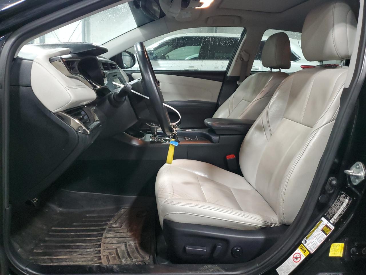 2013 Toyota Avalon - Image 7