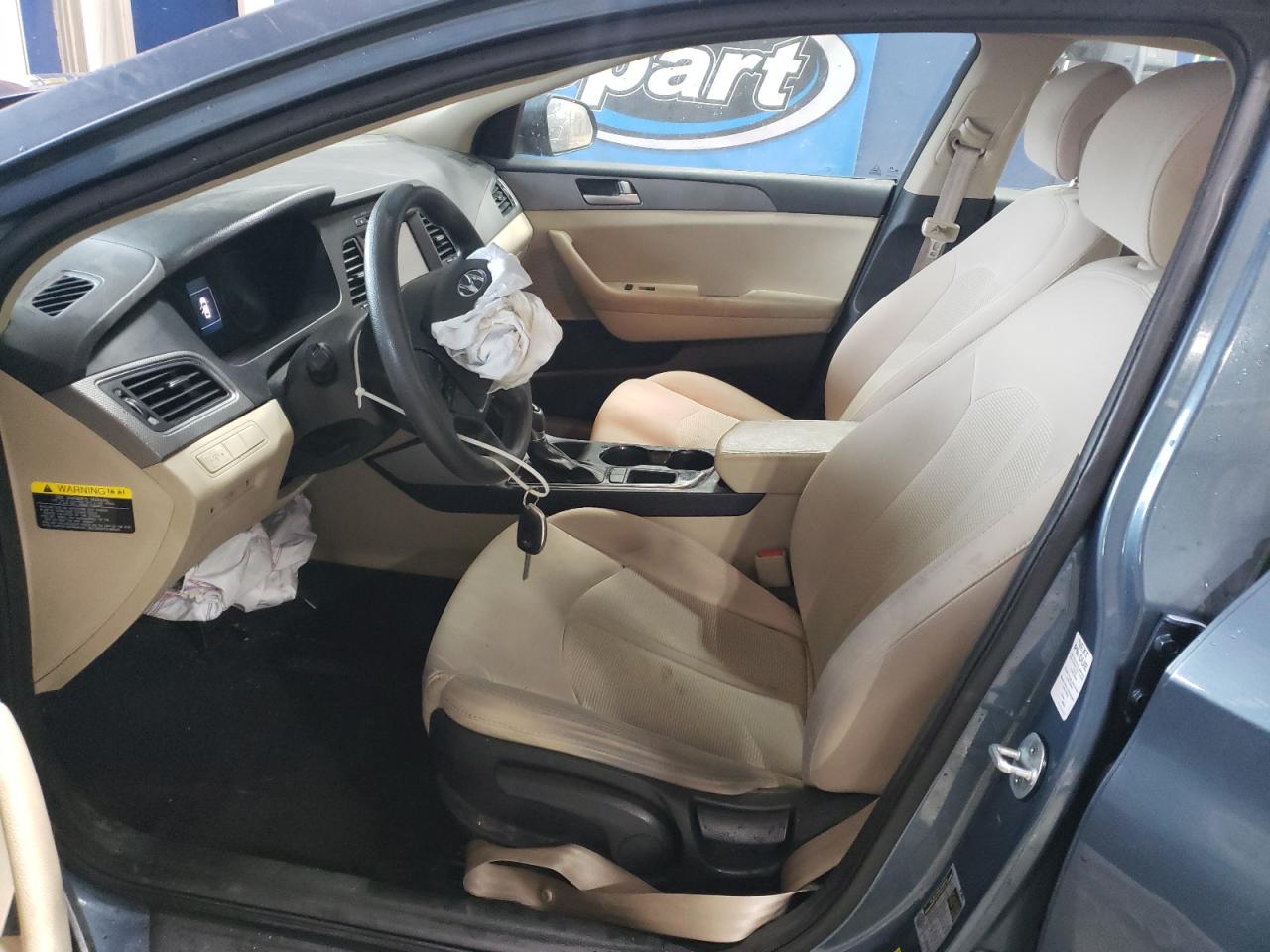 2016 Hyundai Sonata - Image 7